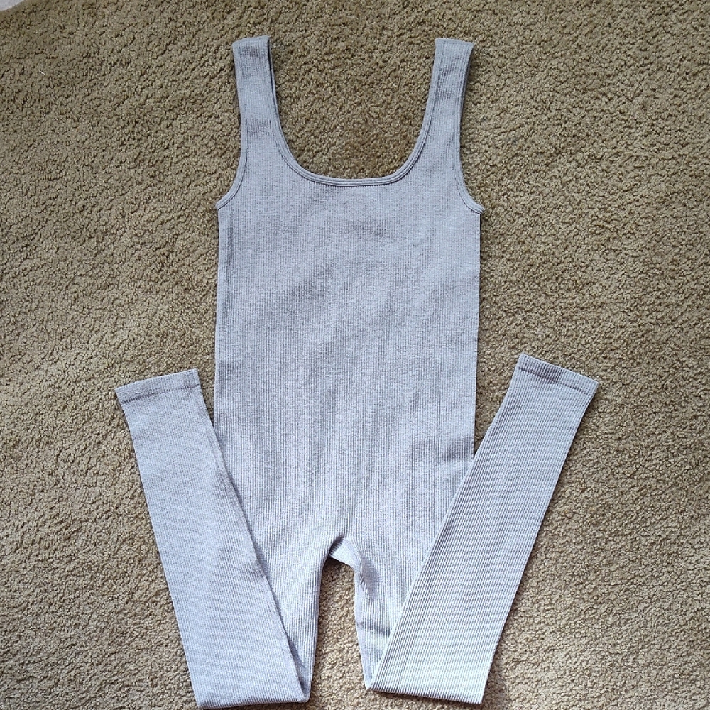 Forever 21 Light Gray Ribbed Top